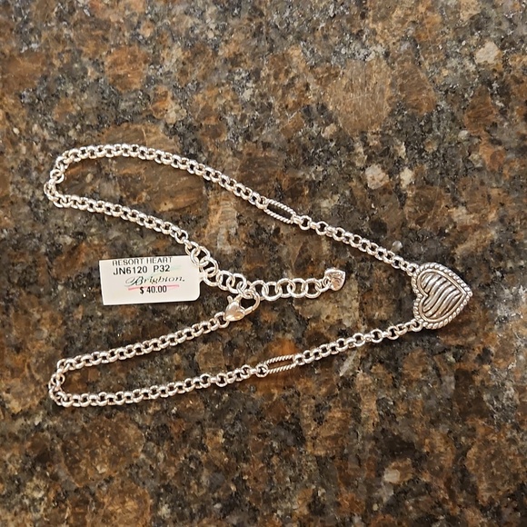 Brighton Resort Heart Necklace - Picture 3 of 5
